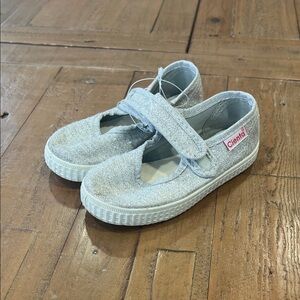 Cienta silver metallic sparkle Mary Jane sneakers size 23 US 7